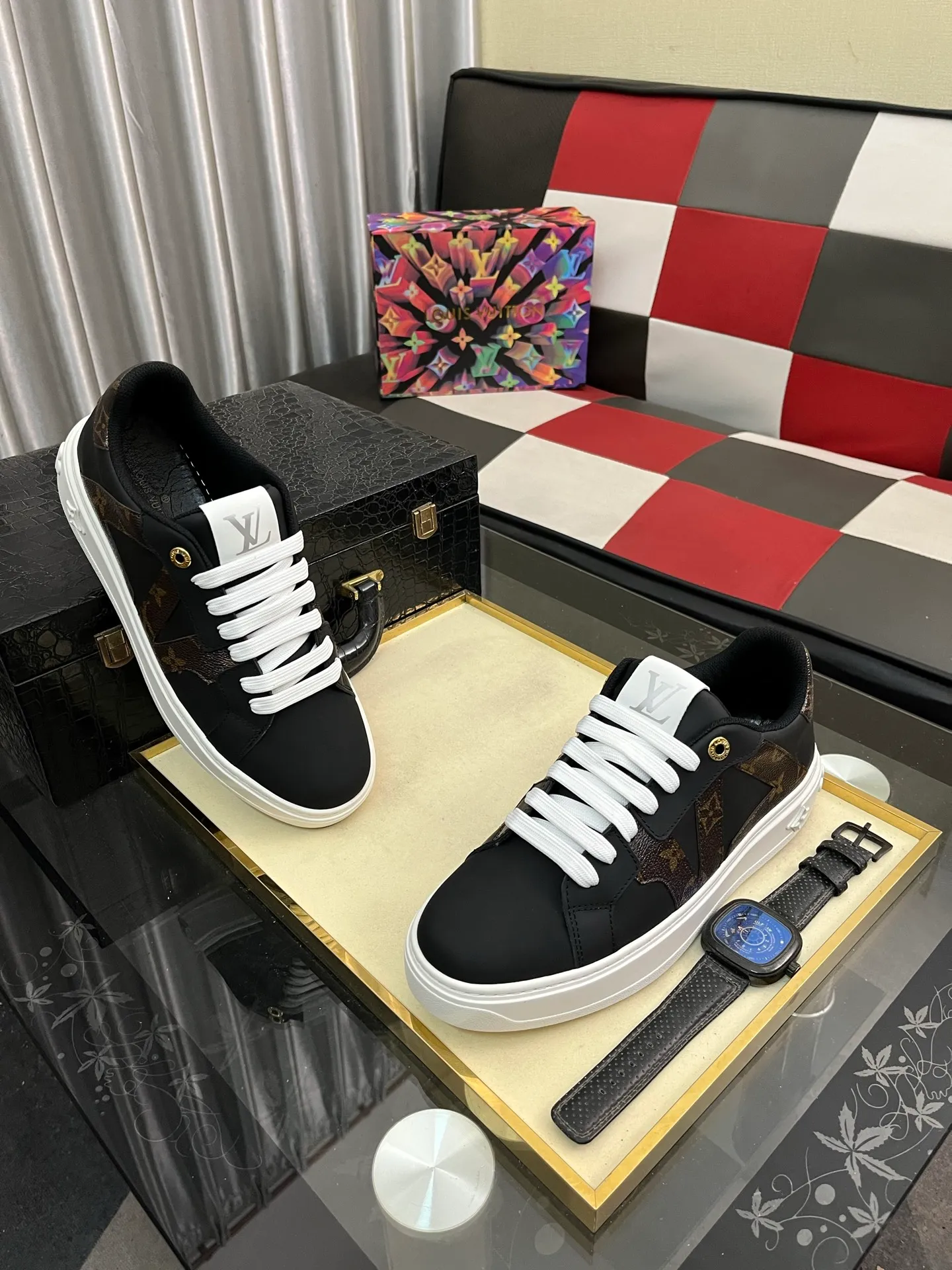 Men's shoes 💰520⌚️⌚️LV Louis Vuitton. The latest fashionable casual shoes are popular in physical stores. New spring and summer comfortable imported custom original cowhide, unique jacquard fabric element design. With sheepskin lining, Lv original bottom, [sun][sun] high-end packaging and high quality💪Details determine the quality, you can enter and leave the counter at will, welcome to compare🇮🇹Number of sizes 38-445️⃣Color options available